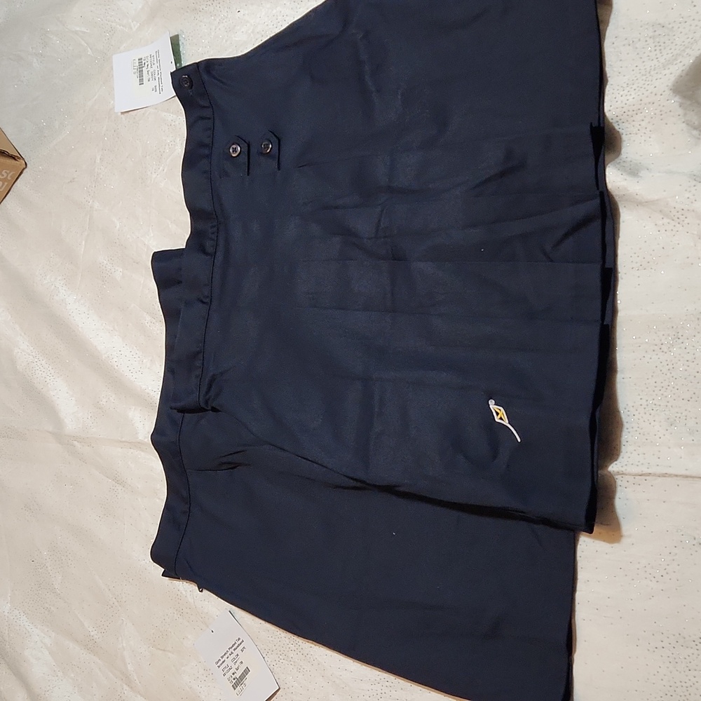 Classroom. Uniform franklin academi skirt size 16 for girls (2 pieces)